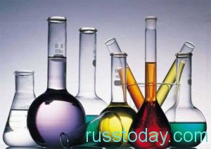 С профессиональным праздником можно поздравить всех химиков